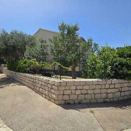 Apartman Nea Nin Exteriér fotografie